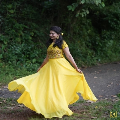 party wear gown2..1 party wear gown2..1